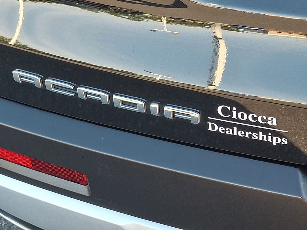 2023 GMC Acadia SLE