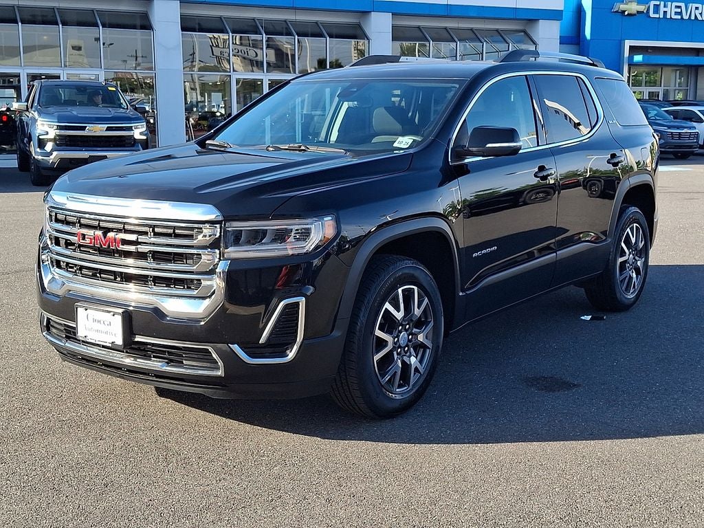 2023 GMC Acadia SLE