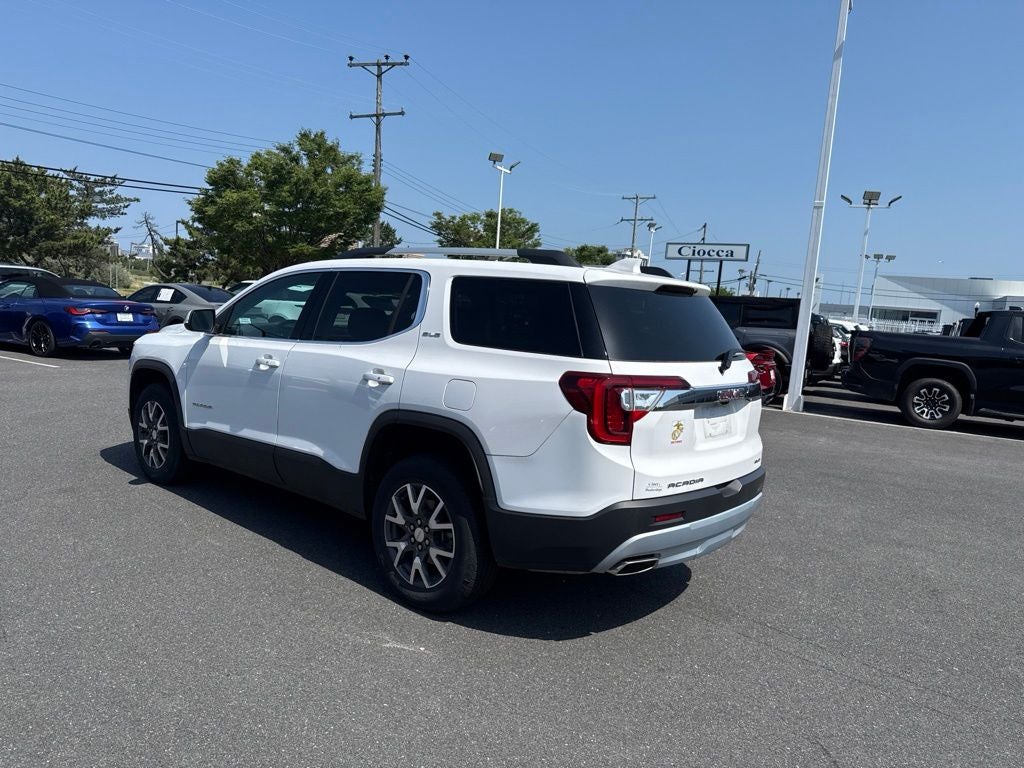 2023 GMC Acadia SLE