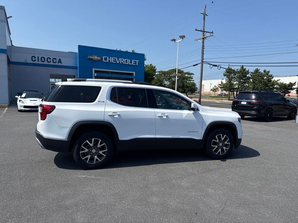 2023 GMC Acadia SLE