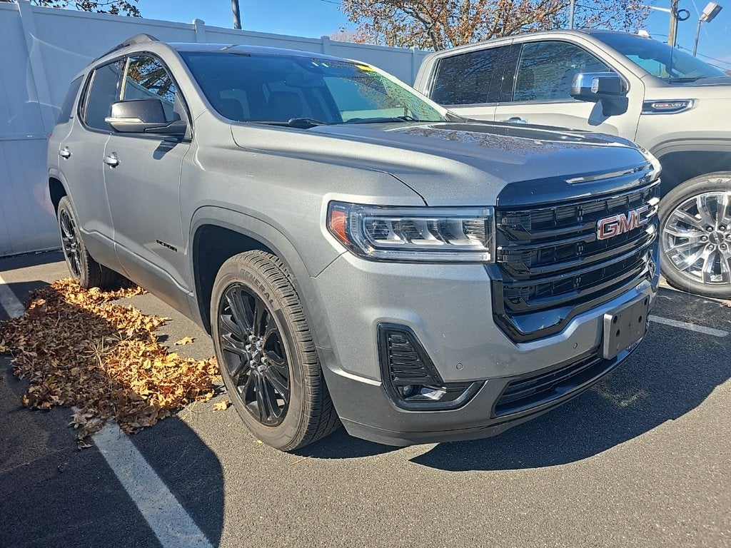 2023 GMC Acadia SLT