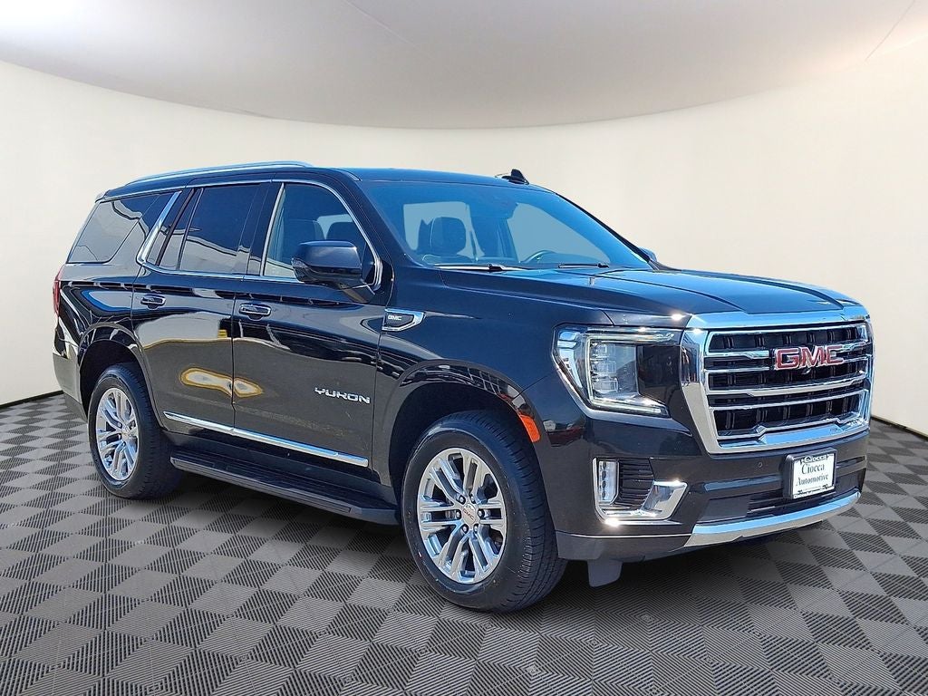 2023 GMC Yukon SLT