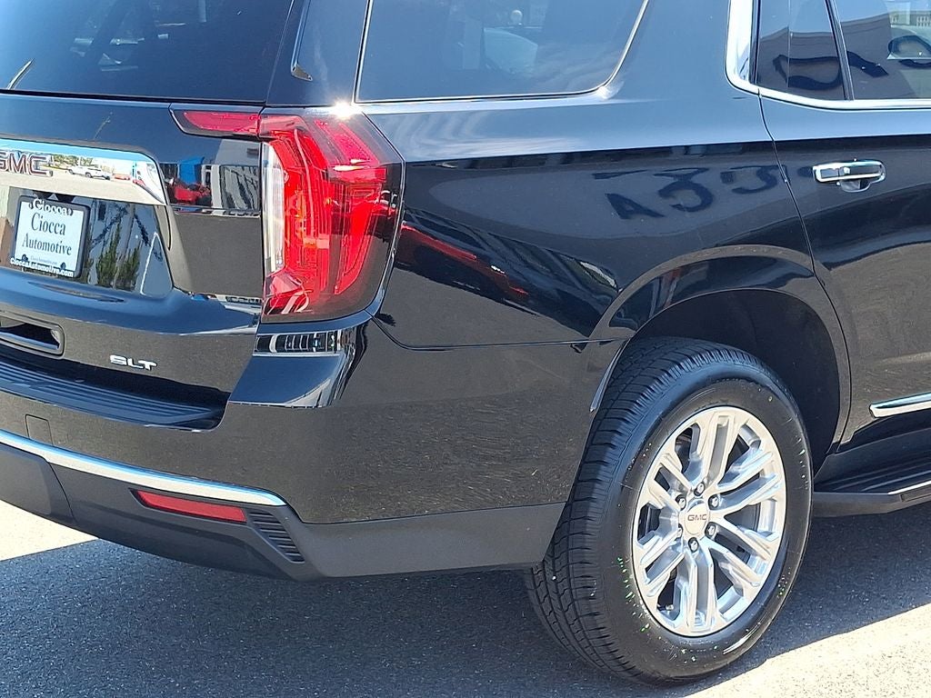 2023 GMC Yukon SLT
