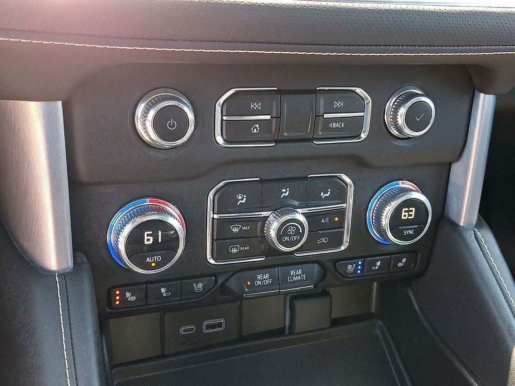 2023 GMC Yukon SLT