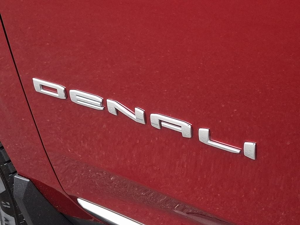 2022 GMC Yukon Denali