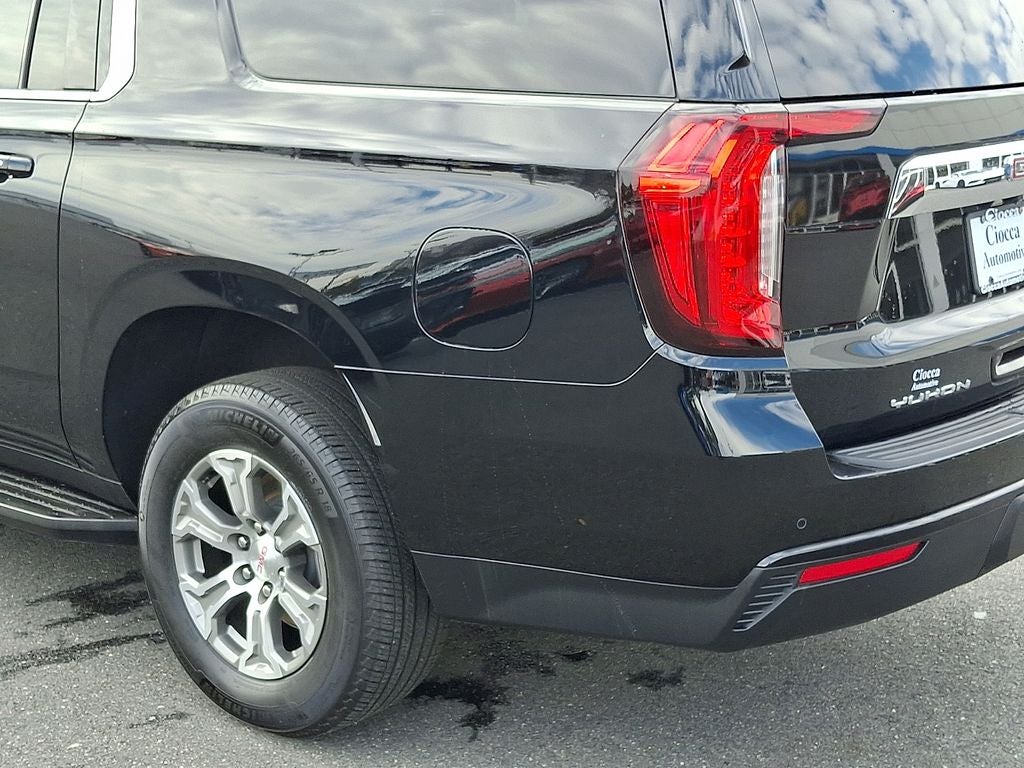 2023 GMC Yukon XL SLE