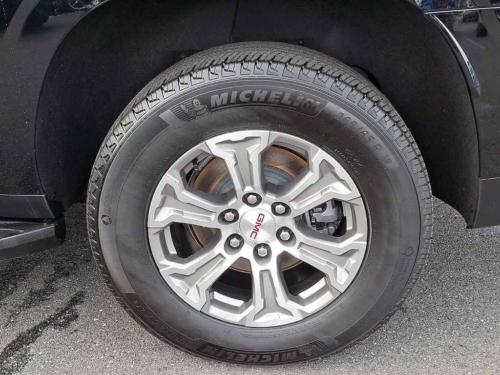 2023 GMC Yukon XL SLE