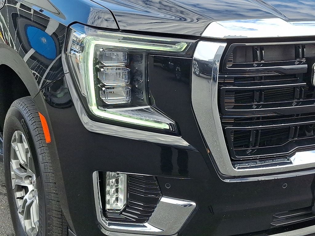 2023 GMC Yukon XL SLE
