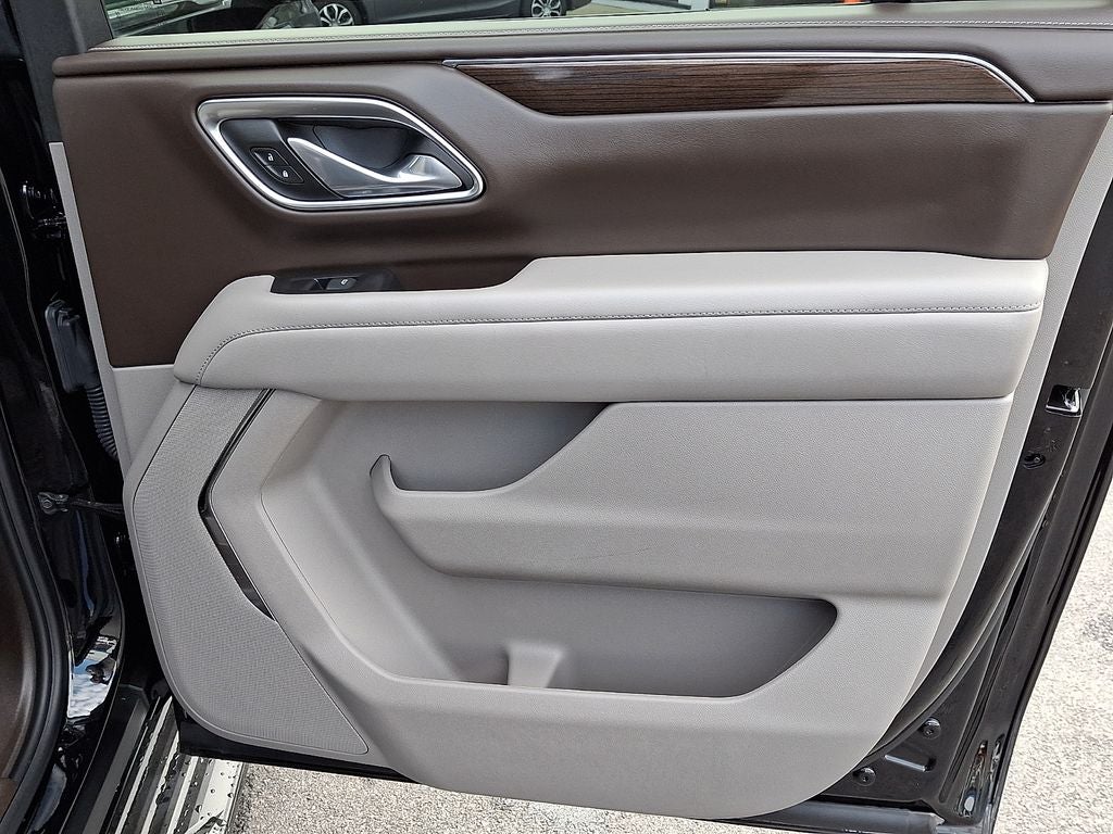 2023 GMC Yukon XL SLE