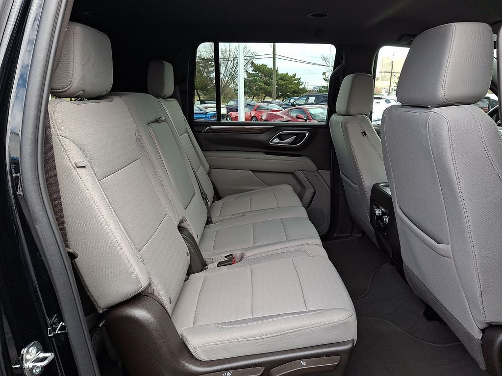 2023 GMC Yukon XL SLE