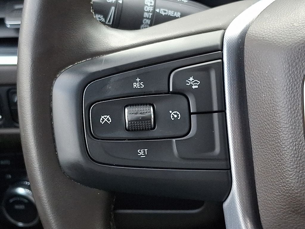 2023 GMC Yukon XL SLE