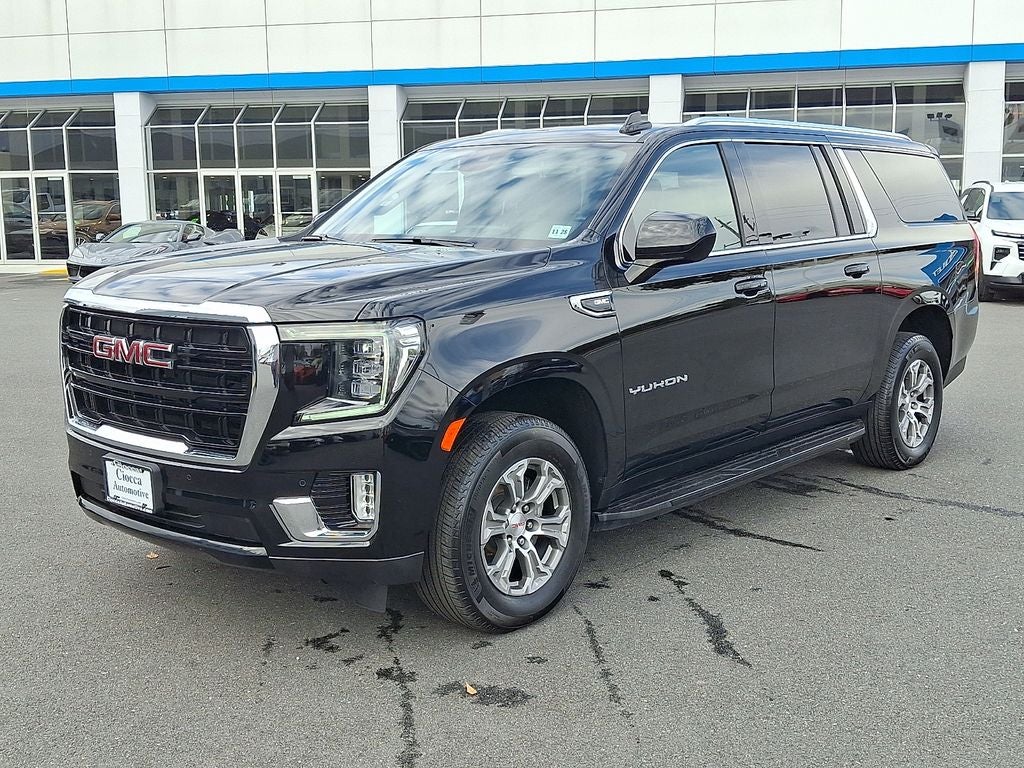 2023 GMC Yukon XL SLE