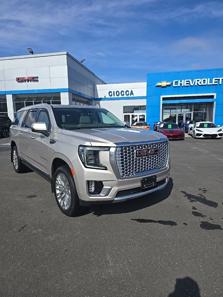 2023 GMC Yukon XL Denali