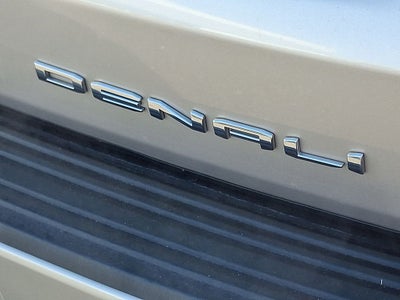 2023 GMC Yukon XL Denali