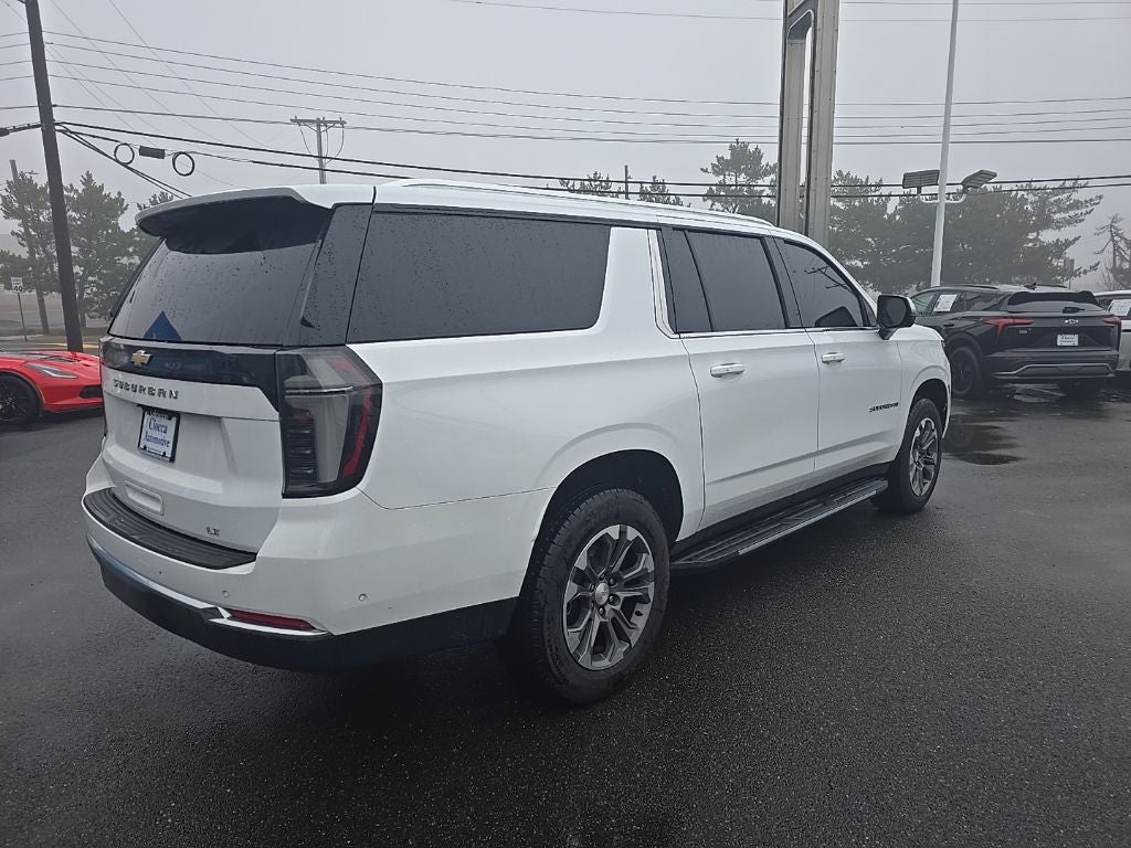 2025 Chevrolet Suburban LT