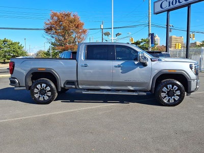 2024 GMC Sierra 2500HD Denali
