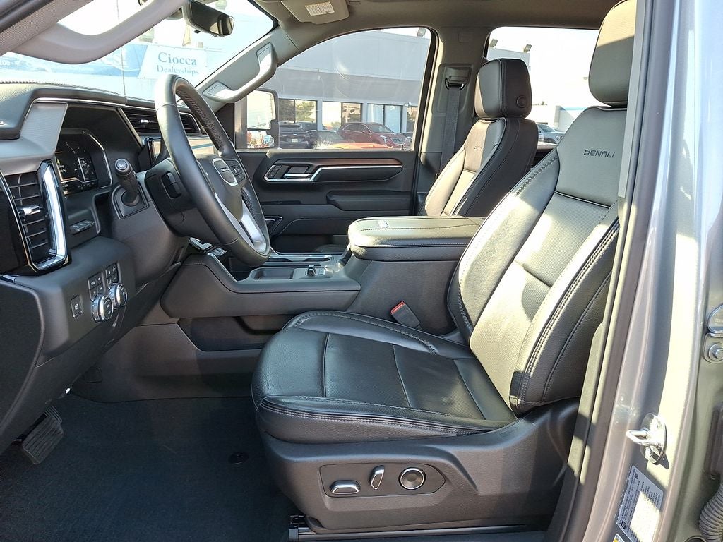 2024 GMC Sierra 2500HD Denali