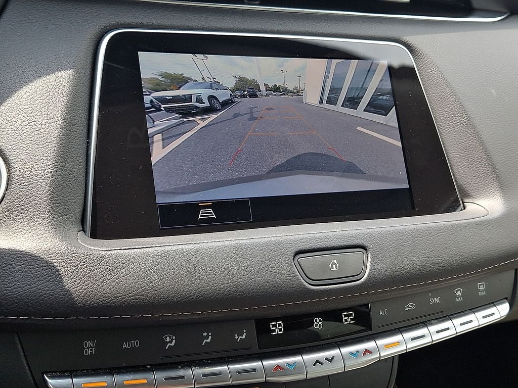 2023 Cadillac XT4 Luxury
