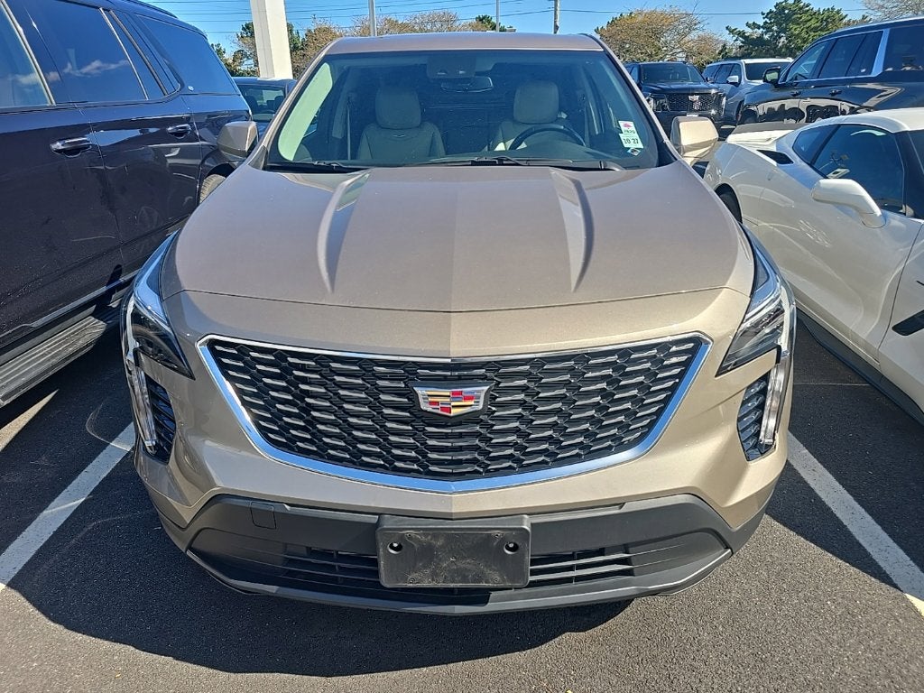 2023 Cadillac XT4 Luxury