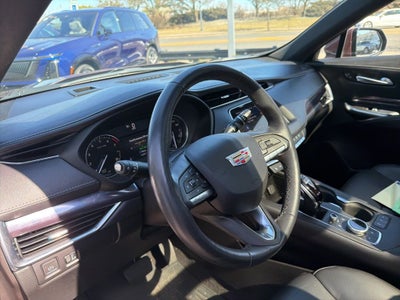 2023 Cadillac XT4 Luxury