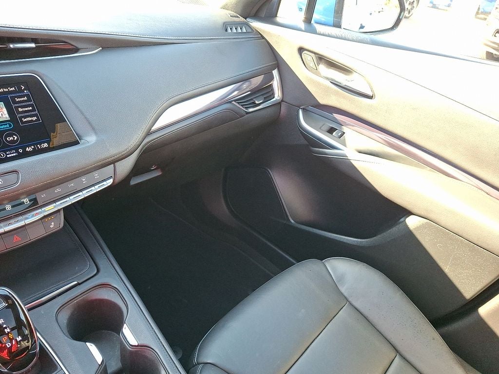 2023 Cadillac XT4 Luxury