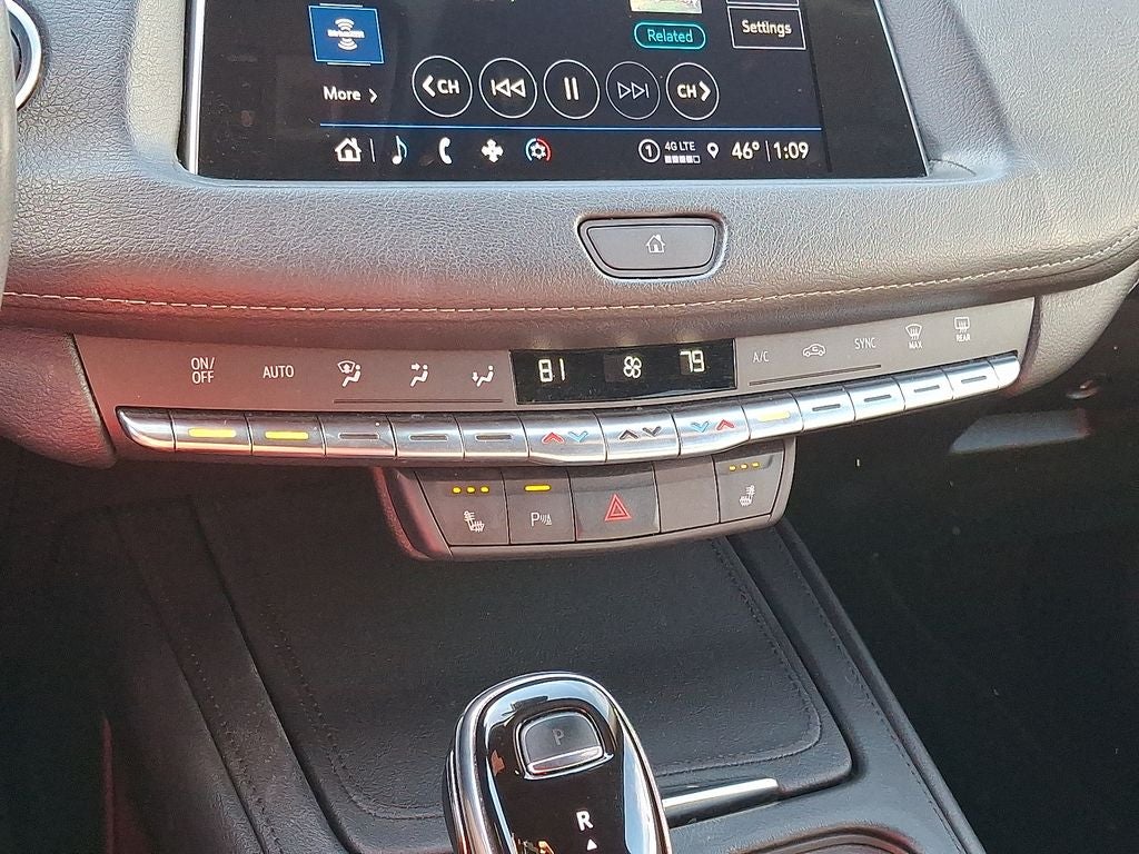 2023 Cadillac XT4 Luxury