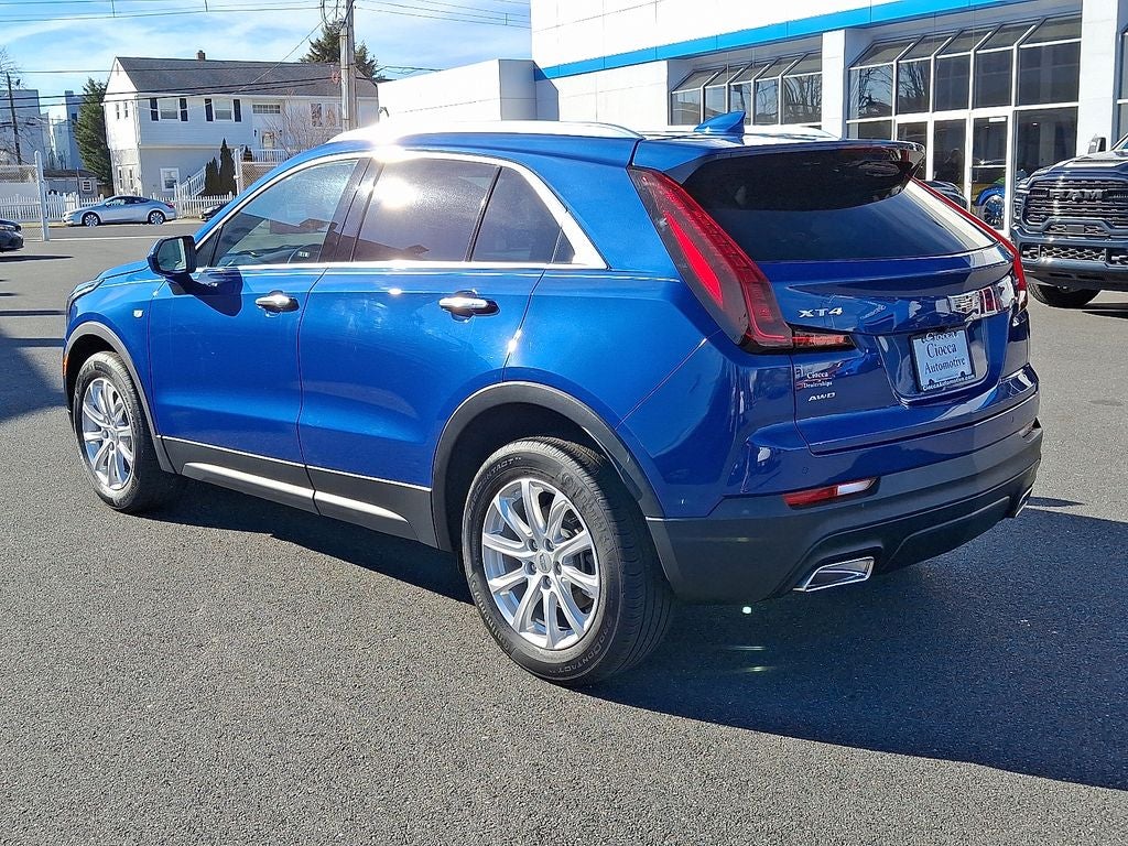 2023 Cadillac XT4 Luxury