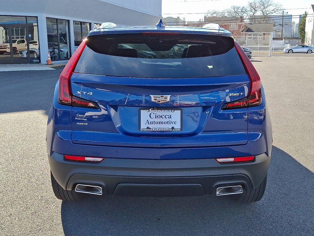 2023 Cadillac XT4 Luxury