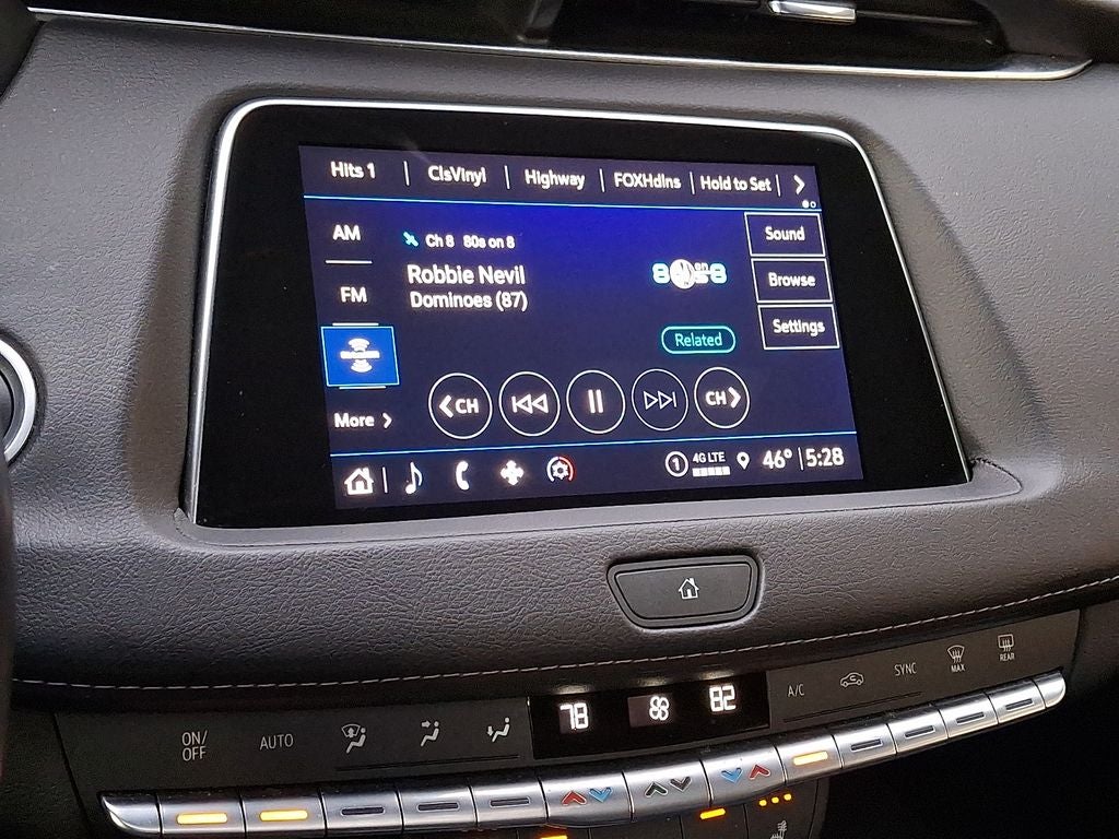 2022 Cadillac XT4 Premium Luxury