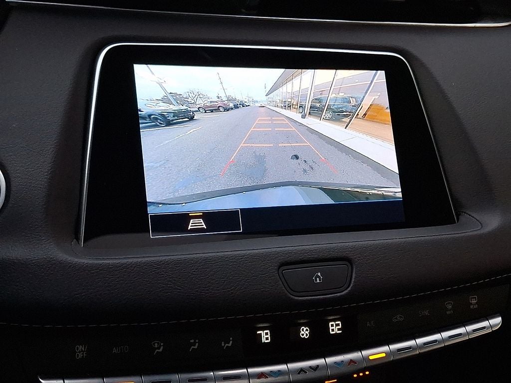 2022 Cadillac XT4 Premium Luxury