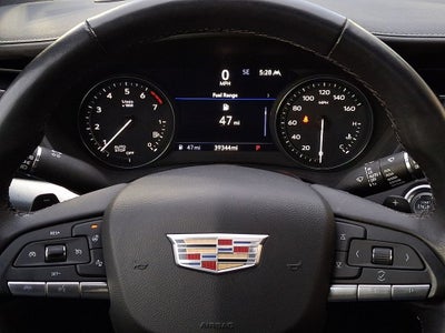 2022 Cadillac XT4 Premium Luxury