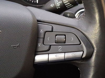 2022 Cadillac XT4 Premium Luxury