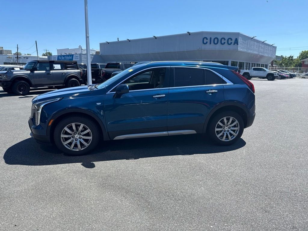2019 Cadillac XT4 Premium Luxury