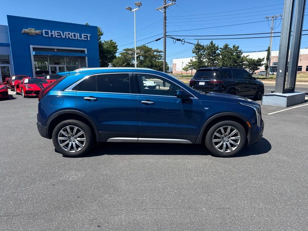 2019 Cadillac XT4 Premium Luxury
