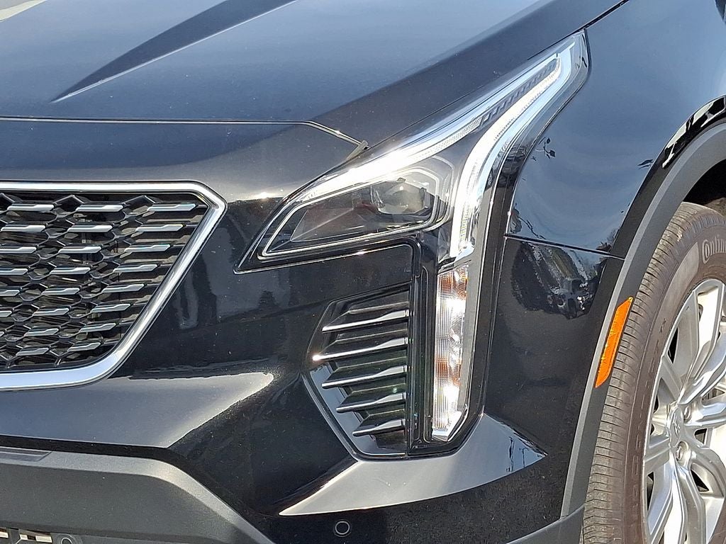 2022 Cadillac XT4 Premium Luxury