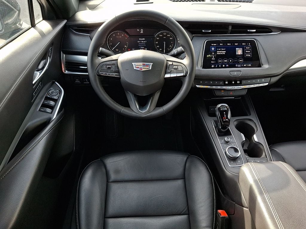 2022 Cadillac XT4 Premium Luxury