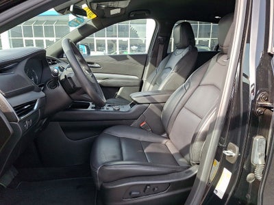 2022 Cadillac XT4 Premium Luxury