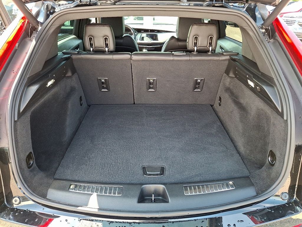 2022 Cadillac XT4 Premium Luxury