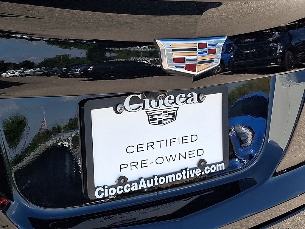 2022 Cadillac XT4 Premium Luxury