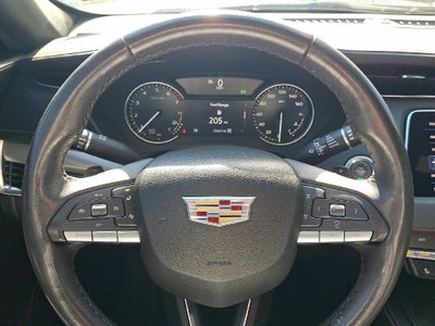 2023 Cadillac XT4 Premium Luxury