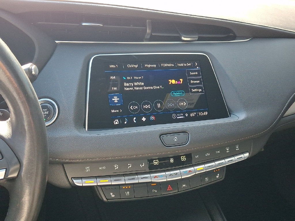 2023 Cadillac XT4 Premium Luxury