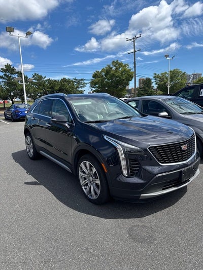 2023 Cadillac XT4 Premium Luxury