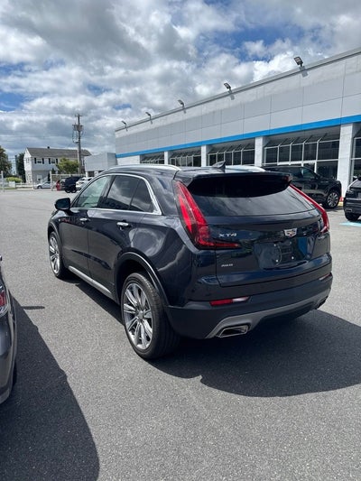 2023 Cadillac XT4 Premium Luxury