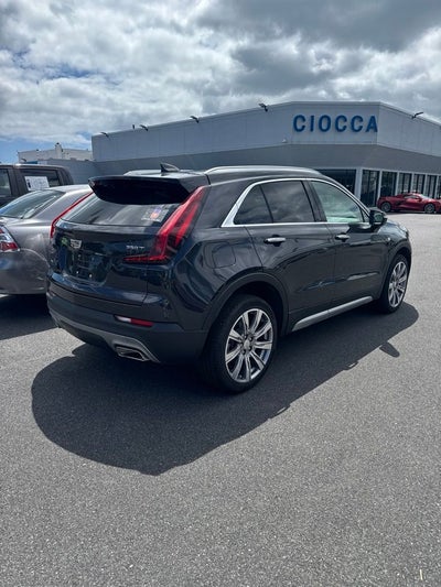 2023 Cadillac XT4 Premium Luxury