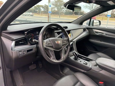 2023 Cadillac XT5 Luxury
