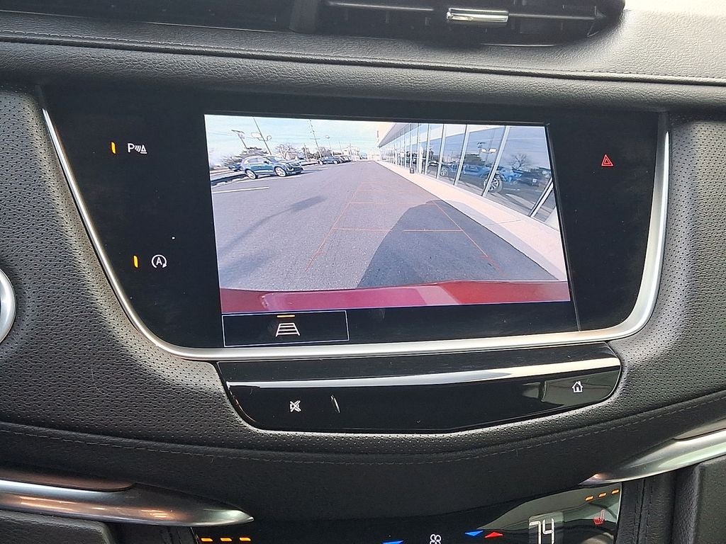 2022 Cadillac XT5 Luxury