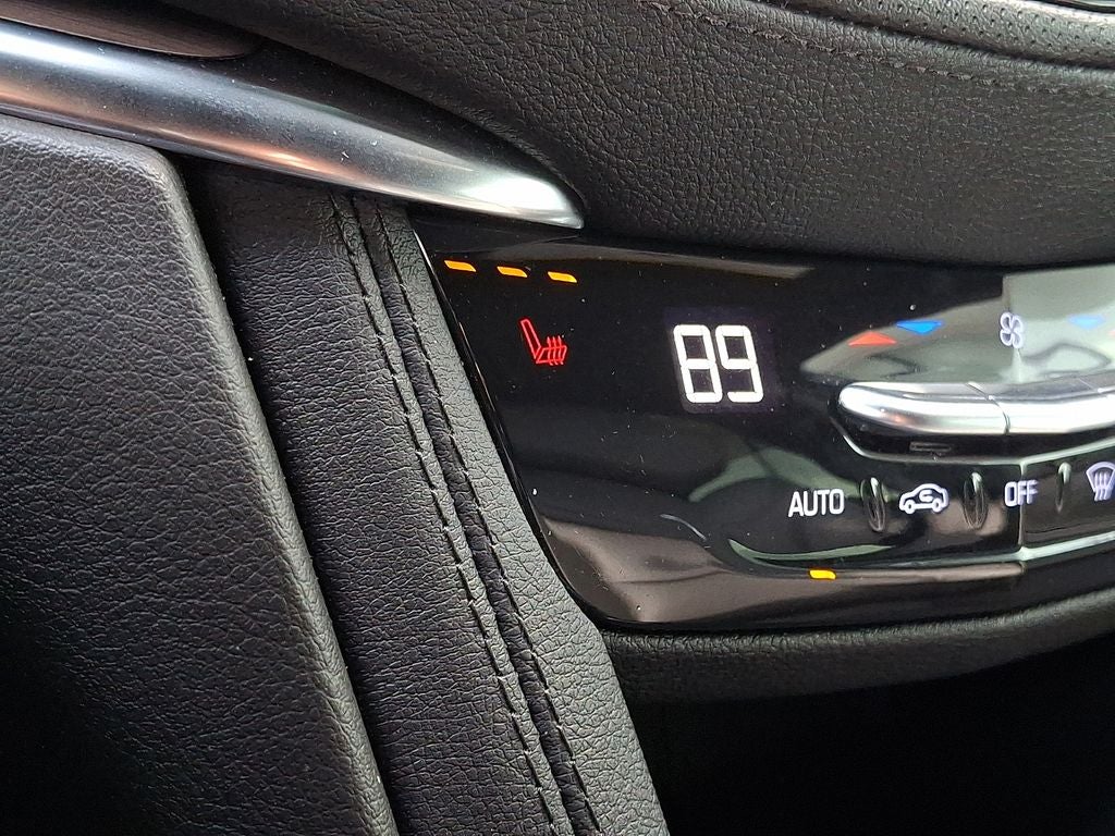 2022 Cadillac XT5 Luxury