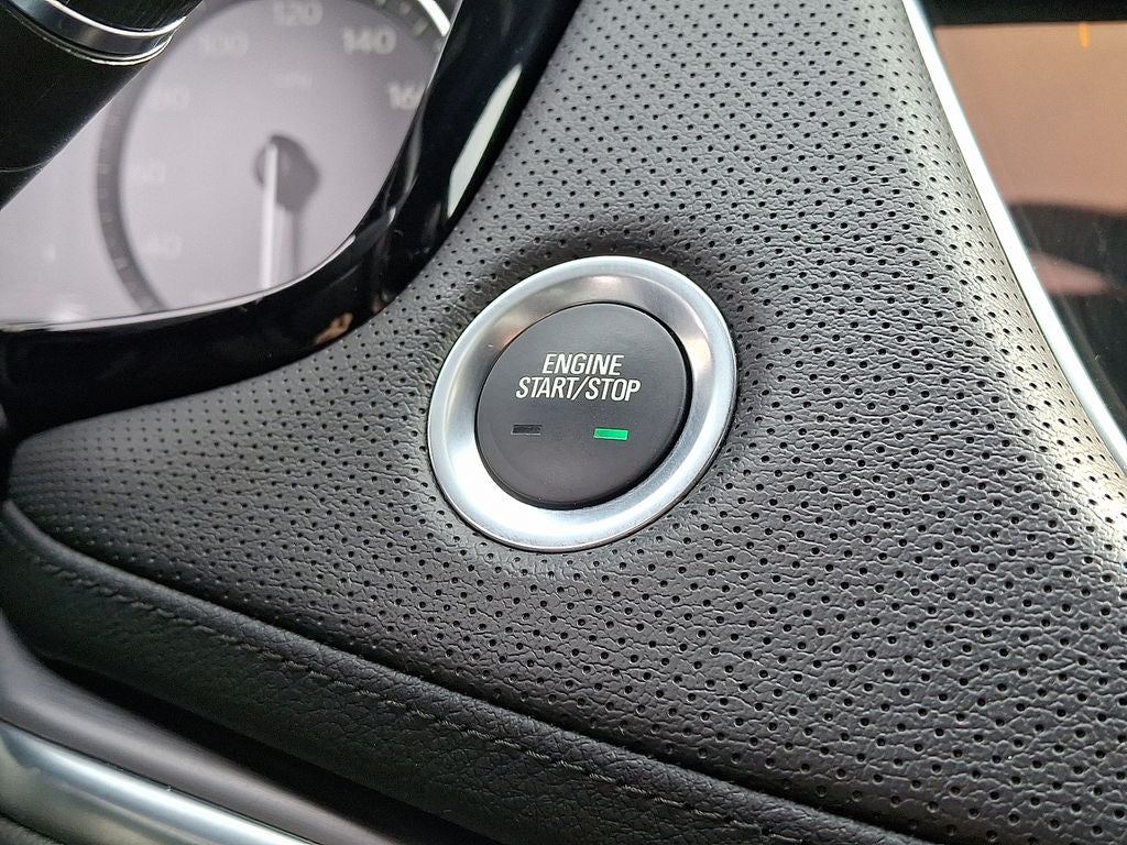 2023 Cadillac XT5 Luxury