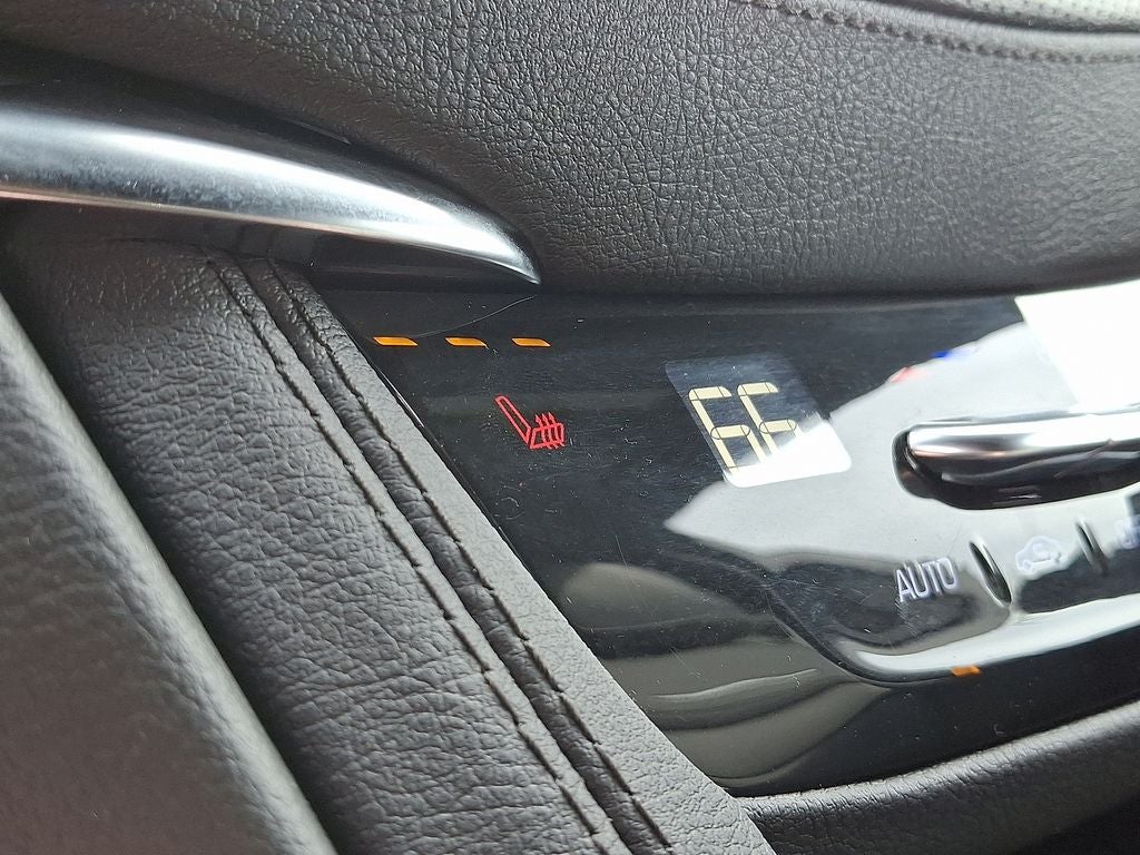 2023 Cadillac XT5 Luxury