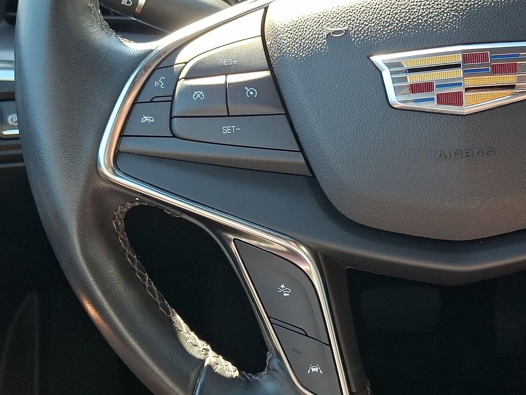 2023 Cadillac XT5 Luxury